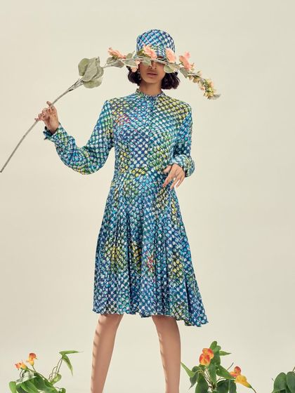 Avant-Garde & Editorial Styling photo 7