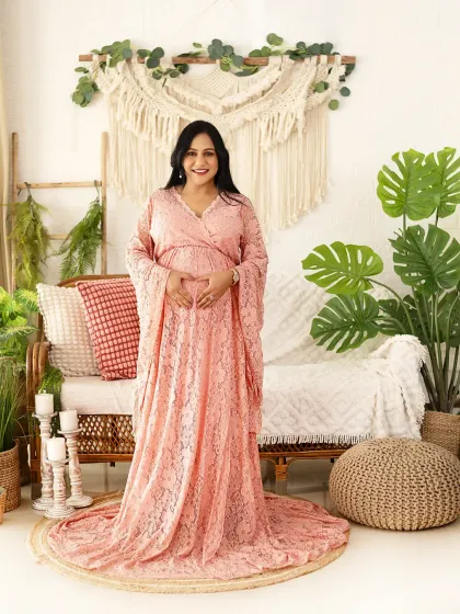 Lens And Stories - Maternity Photography The Glow of Motherhood: Solo Portraits photo 17