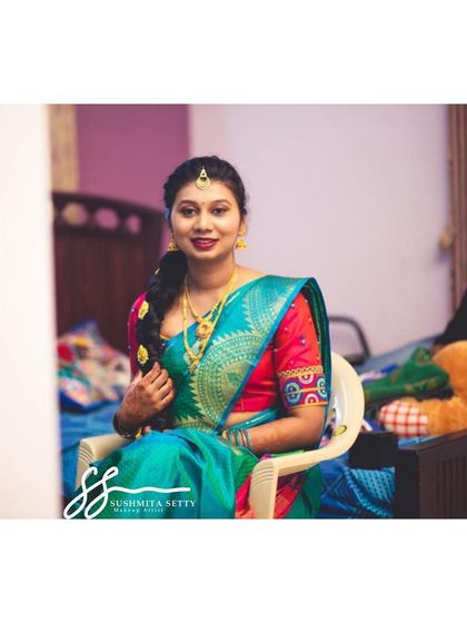It was so much fun getting my friend ready for her engagement. I gave her a bright, fresh look with a bold lip to match her beautiful turquoise and red saree.