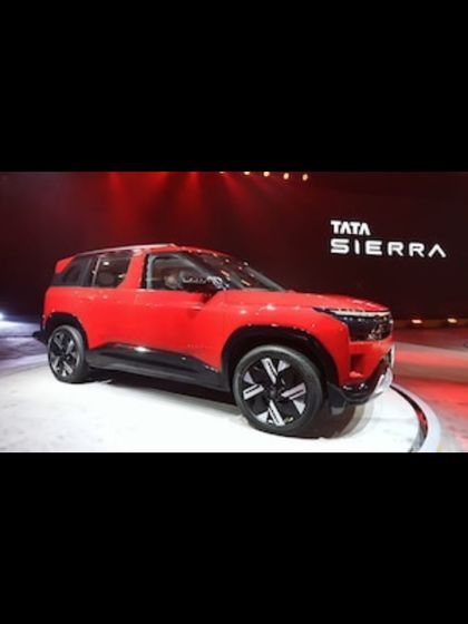 The TATA Sierra on a rotating platform during its launch event. Our stage and mechanism management ensured the vehicle was showcased perfectly from every angle, supported by dramatic lighting and smoke effects.