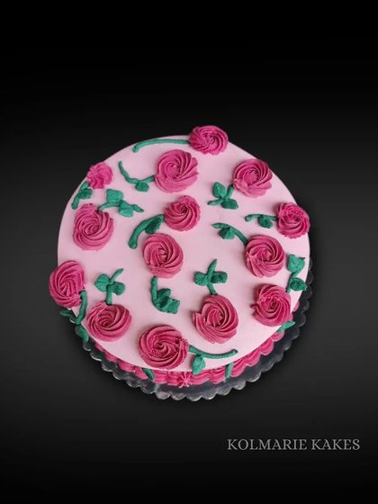 KolmarieKakes - Bespoke & Celebration Cakes Buttercream, Drips & Floral Designs photo 9