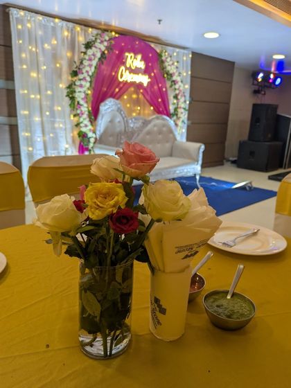 Roka & Engagement Decor photo 3