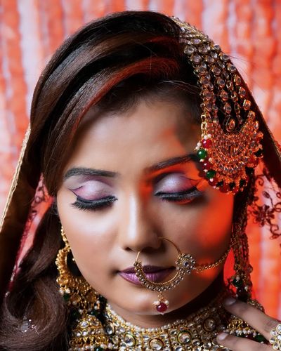 Professional Makeup & Hairstyle Artistry Courses