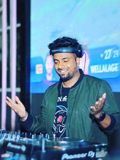 DJ Vidyut - Club & Nightlife DJ/VDJ Services VDJ: The Audio-Visual Experience photo 17
