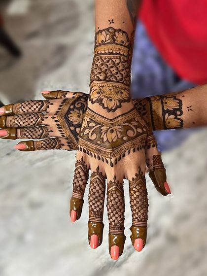Mohak Mehendi - Professional Mehndi Artistry Designs for Every Celebration photo 7