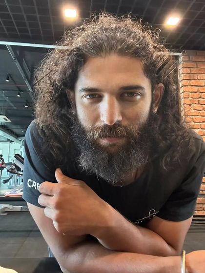 A candid shot in the gym. My philosophy is simple: be a savior to those who love you and a devil to those who cross you.