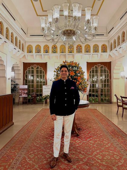 Dressed for an elegant evening at The Oberoi Sukhvilas. The luxurious and grand interiors of this property provide a stunning setting for a sophisticated wedding event.