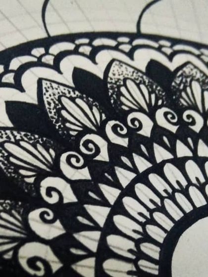 The Messy Hand - Mandala Art Workshops The Creative Process: From Blank Page to Finished Art photo 5