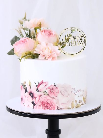 Cake in the Box - Custom Themed Cakes Elegant Floral & Simple Delights photo 3