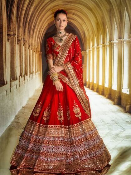 A full-length bridal portrait using a projected hallway to create a sense of depth and grandeur. This shot was lit with just two speedlights, proving you can achieve professional results with minimal gear.