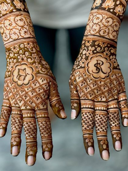Mitali - Mehendi for Special Occasions Exquisite Bridal Mehendi photo 19