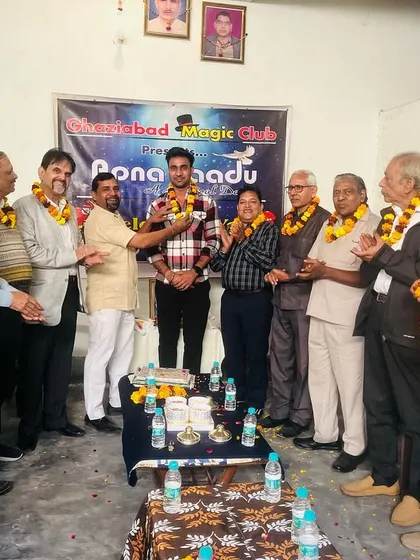 A great moment from one of our Ghaziabad Magic Club get-togethers. It's always an honor to be surrounded by fellow performers, sharing our passion for illusion.