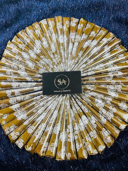 Another shot of my organic henna cones, fanned out to show the quantity and quality.