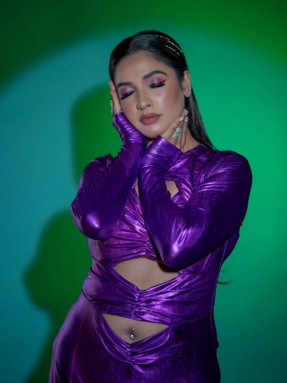 A soft and moody pose. The makeup is versatile enough to convey different emotions.