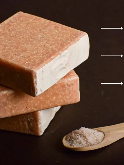 The Salt Spa Bar is rich in minerals and offers mild exfoliation. It's scented with an invigorating blend of Grapefruit, Ylang Ylang, and Lime essential oils for a spa-like experience at home.
