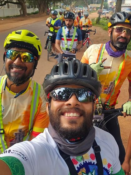 A group selfie capturing the camaraderie and fun during the Rajyotsava 200K BRM.