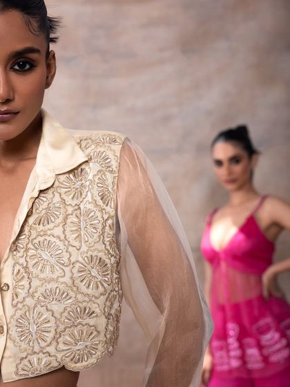 Vibrant Sangeet & Cocktail Glam photo 3