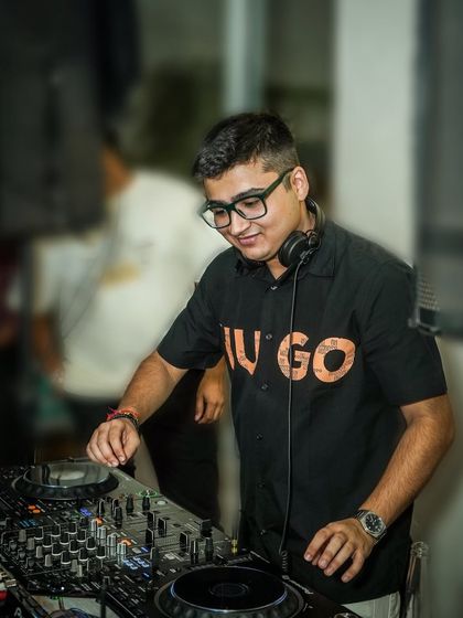 Sundowners & Pool Parties photo 13