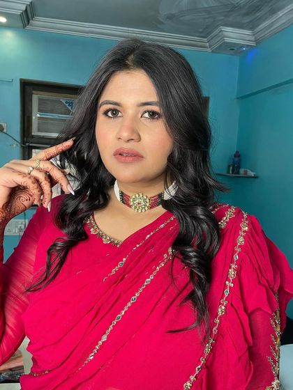 Illuminating beauty. This client was glowing and confident in her look, featuring a soft smokey eye and natural skin.