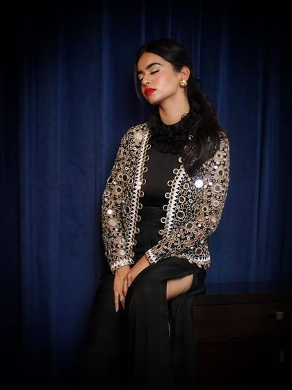 Karan - Portrait & Headshot Photography Studio Portraits: Modern & Traditional photo 65