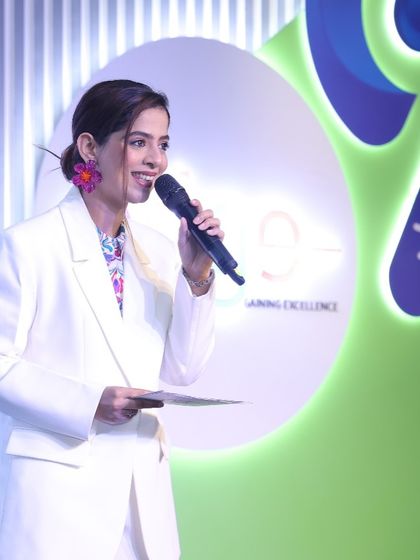 Another shot from the Samsung EDGE event. I love hosting events that empower the next generation of leaders.