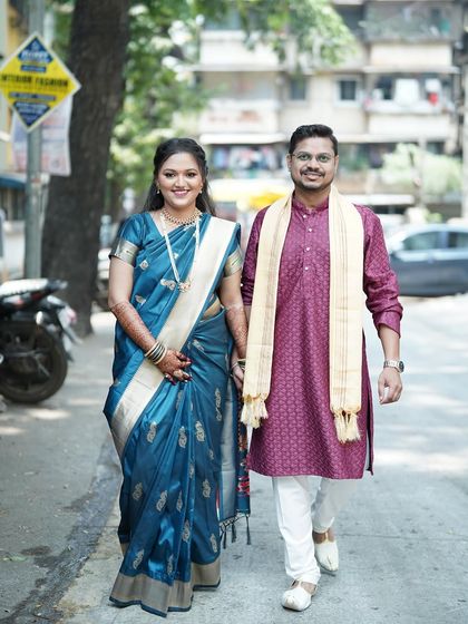 Traditional Engagement & Sakharpuda Looks photo 20