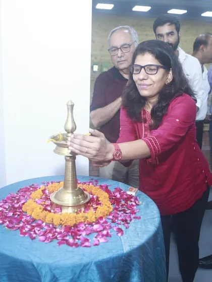 We were honored to have Olympian and Arjuna Awardee Ms. Deepali Deshpande inaugurate our academy by lighting the ceremonial lamp.