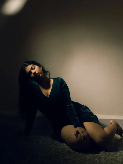 A moody indoor series using one continuous light. The mix of color and black and white demonstrates how different grading can completely change the feel of a shot.