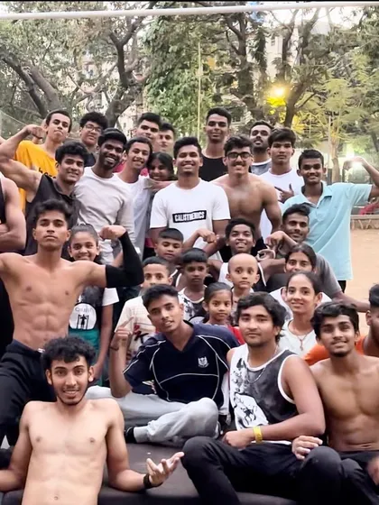 What a day with the calisthenics community. The energy is always high when we all get together to train.