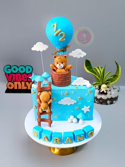 Another version of our popular teddy bear half-birthday cake, this time for baby Sarang.