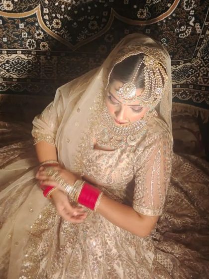 Modern & Pastel Bridal Lehengas photo 20