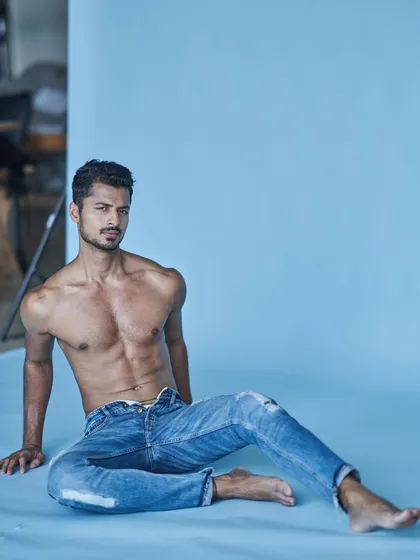 An editorial studio shoot that plays with form and simplicity. This type of work allows me to use my physique to create strong, artistic visuals that are perfect for magazine spreads and brand lookbooks.