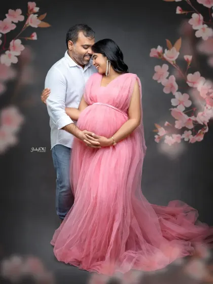 The shared smiles and gentle embrace make this maternity portrait so special. I aim to capture the genuine love and happiness of this journey.