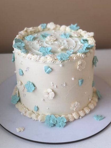 Ankita Das - Designer Cakes & Desserts Art in Buttercream: Floral & Dainty Designs photo 50