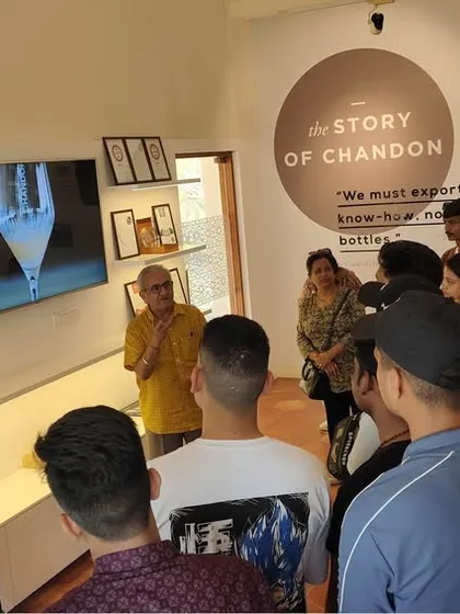 Inside the winery, students learn about the history and process of sparkling wine production. An expert guide explains the journey from grape to glass, supported by visual aids and presentations.