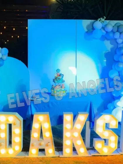 The stage is set for a wonderful first birthday celebration for Daksh.