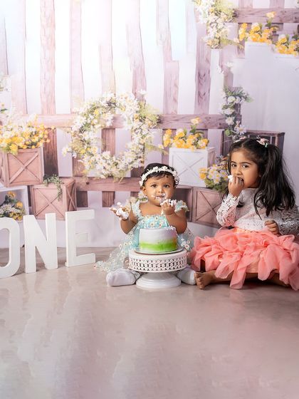 When the cake is smashed and hearts are melted. These two sisters had the best time celebrating the little one turning one in our studio.