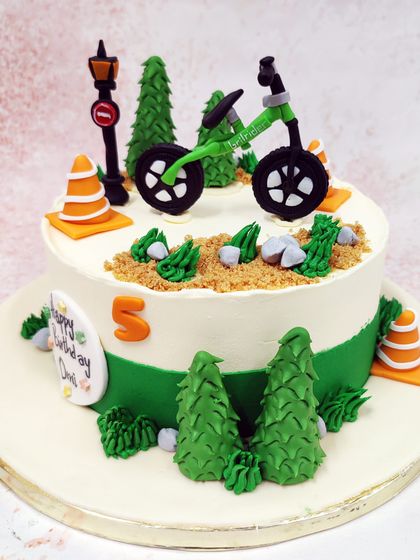 Liliyum Patisserie - Special Occasion Cakes Additional Work photo 13