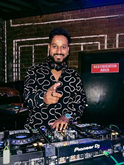 DJ Bose - Private Event DJ Behind the Decks photo 34