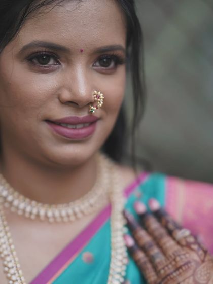 Traditional Engagement & Sakharpuda Looks photo 51