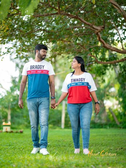 Heart Clickers - Pre-Wedding & Couple Photoshoots Casual Love Stories photo 4