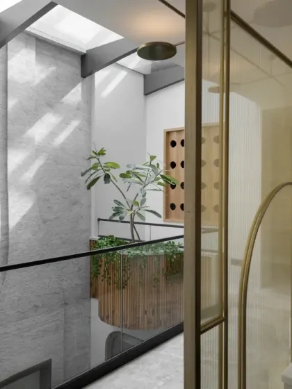 Light-Filled Interiors & Voluminous Spaces photo 6