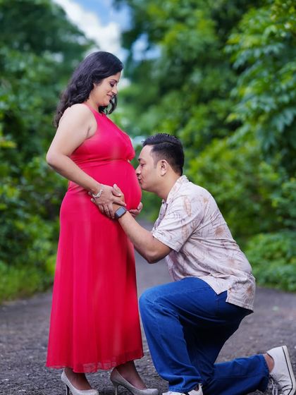 Outdoor & Sunset Maternity photo 11