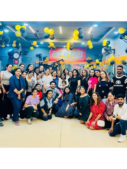 The whole Fit N Fab family at our Ashok Vihar 3rd anniversary party. It’s moments like these that make us more than just a gym.