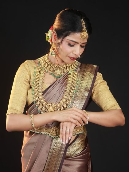 Elegant Sarees & Drapes photo 20