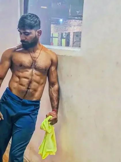 This is the result of one year of consistent grind. My philosophy is simple: discipline is more reliable than motivation. I will help you build the habits that lead to a lifestyle of fitness and a strong physique.