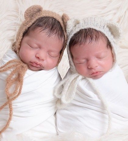 Meghana Merchant - Newborn Photography Family & Sibling Love photo 11