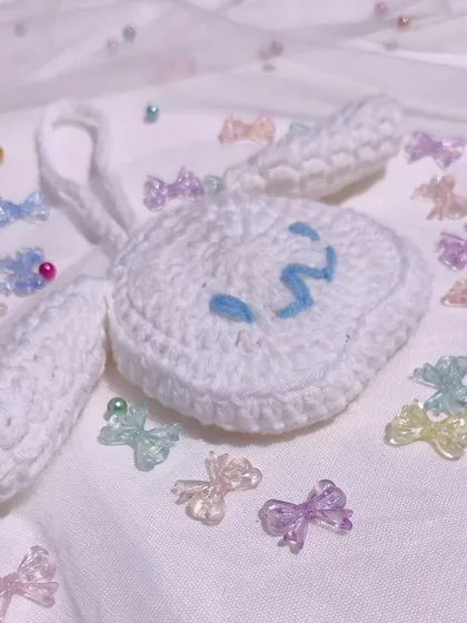 A Cinnamoroll-themed pouch, perfect as a bag charm or to hold your small essentials.