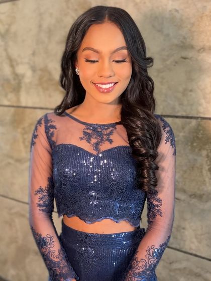 Dakshayini - Hairstyling Academy & Workshops Glamorous Curls & Ponytails photo 24