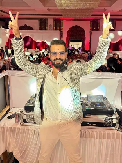 Turning the Pink City neon with my beats. This Jaipur wedding was all about grand celebrations and a dance floor that stayed packed all night.